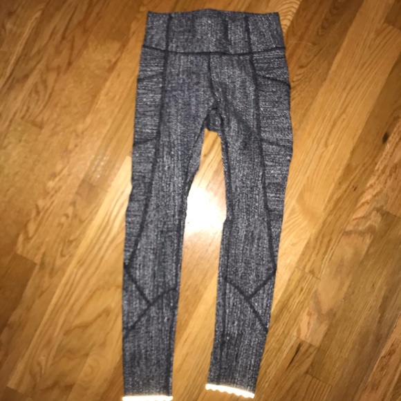 Lululemon leggings - Picture 1 of 2